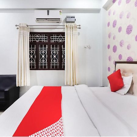 Oyo 70489 Hotel Tajvar Siwān Exteriér fotografie