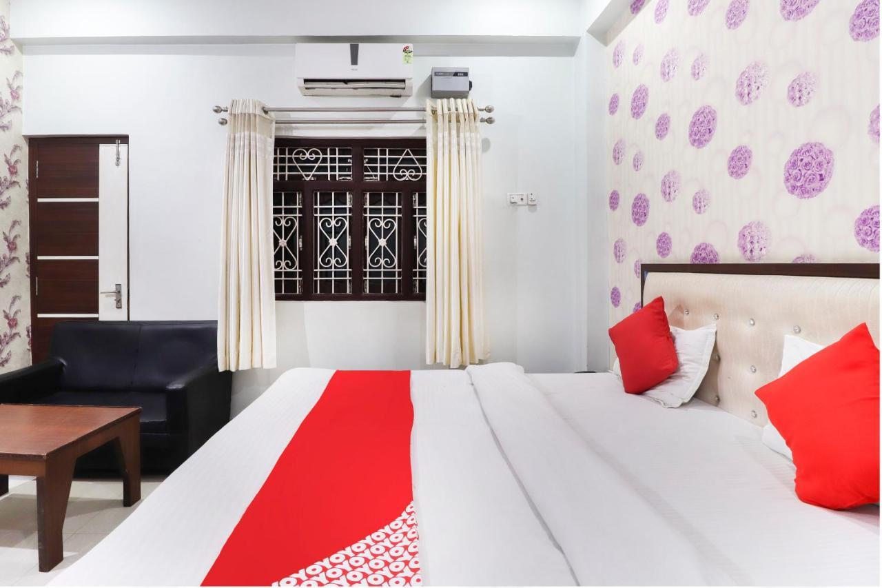 Oyo 70489 Hotel Tajvar Siwān Exteriér fotografie